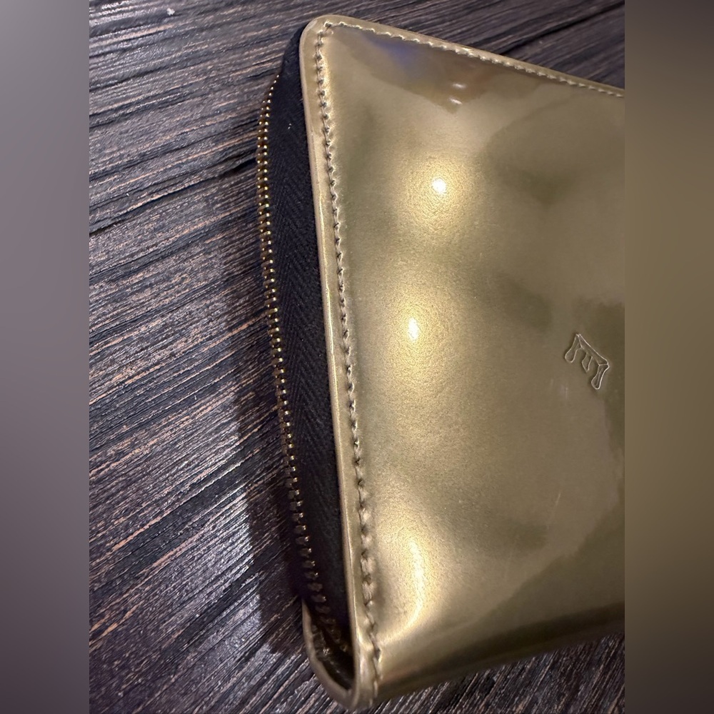 CELINE Patent Leather Wallet - Picture 2 of 11
